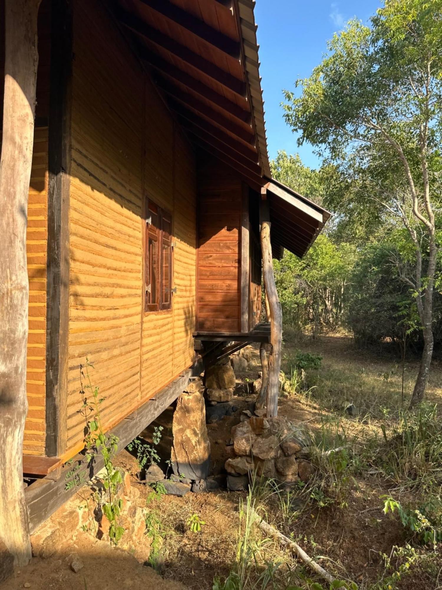 Resort Athreya Ayurveda Ashram Habarana